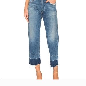 NWOT Citizens of Humanity Cora crop jeans.Size 28.
